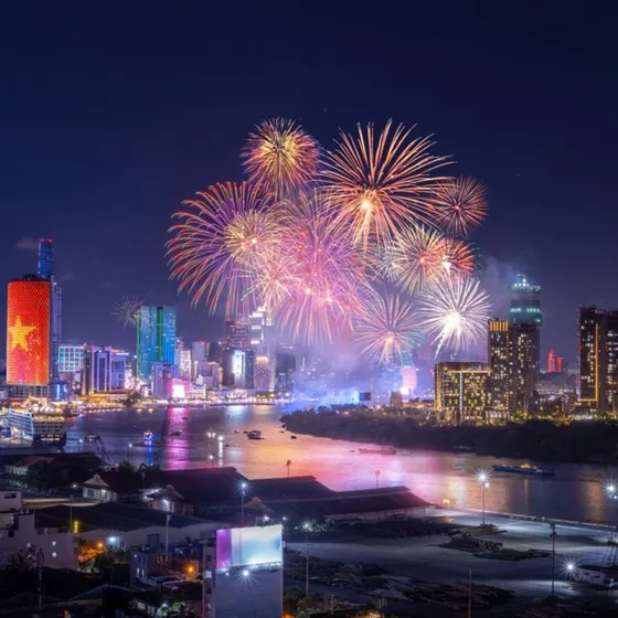 Top 10 địa điểm ngắm pháo hoa ở Sài Gòn view triệu đô