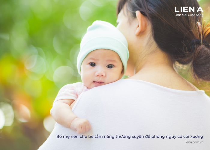 bé ngủ vặn mình là sao