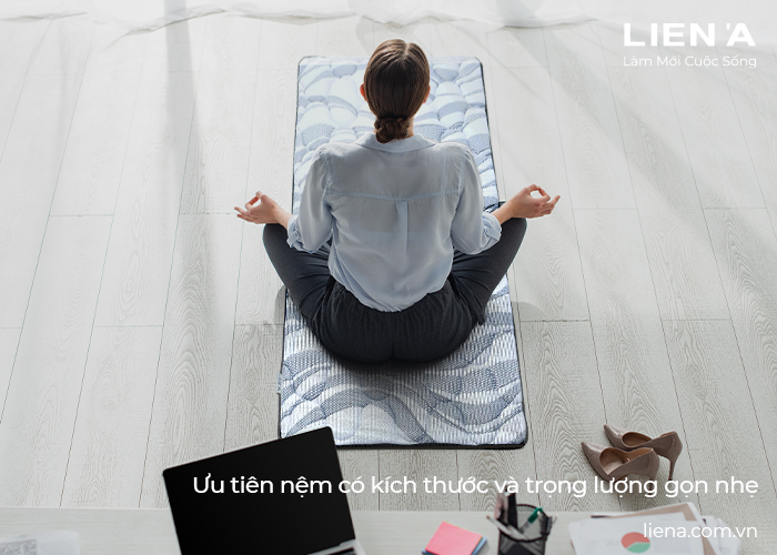 nệm cho người làm văn phòng