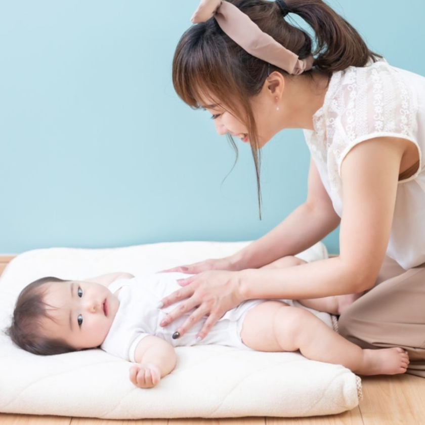 cách massage cho trẻ sơ sinh