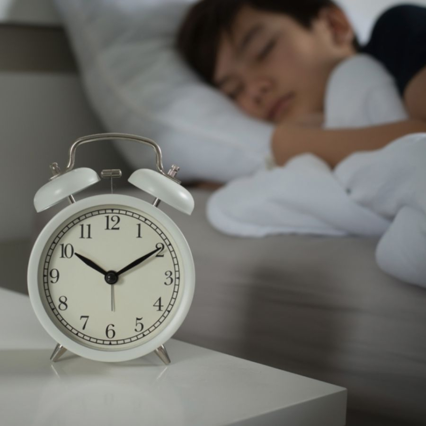 Giải đáp ngủ trước 11h có tăng chiều cao không?