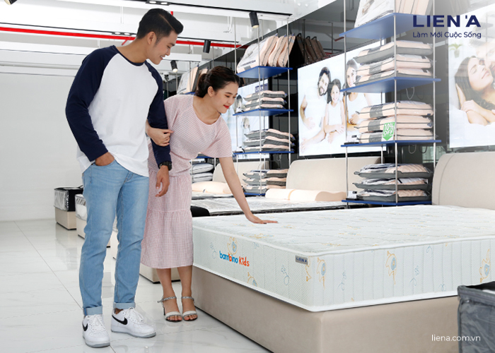 tiêu chí chọn nệm lò xo cho bé