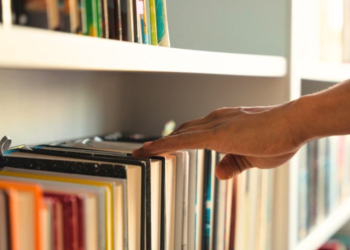 cách xếp sách đẹp