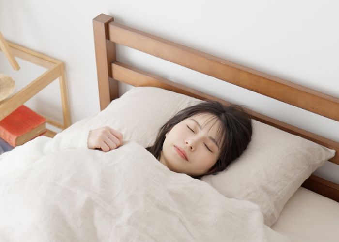 ngày ngủ 4 tiếng có sao không