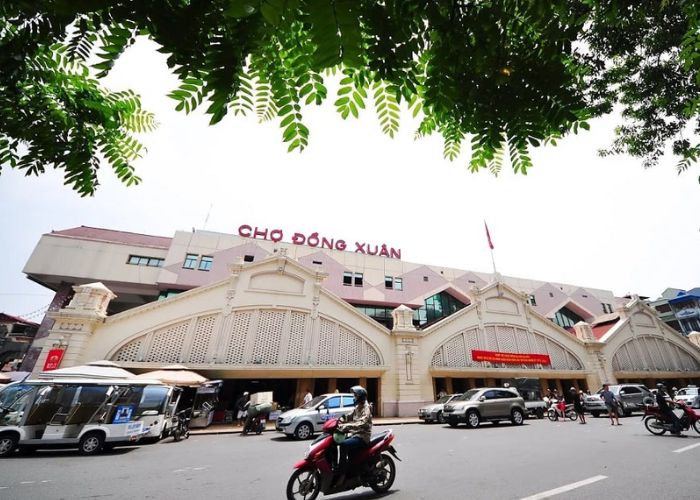 đi chơi tết hà nội ở chợ đồng xuân