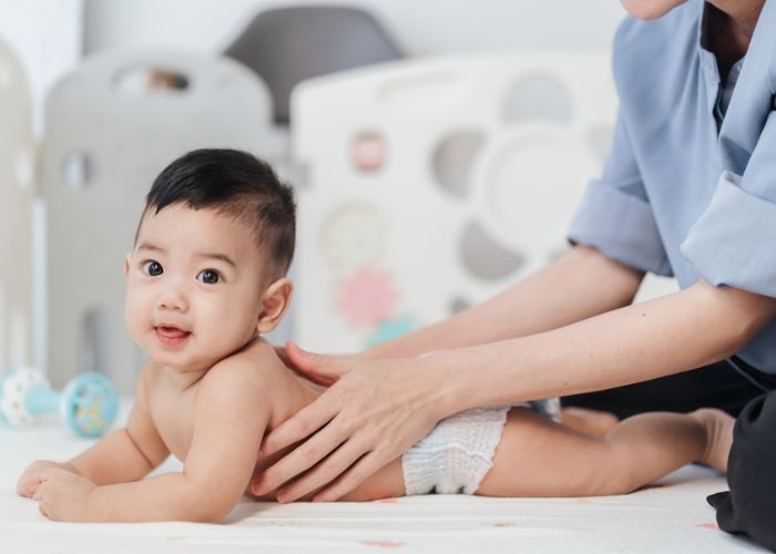 massage cho trẻ sơ sinh