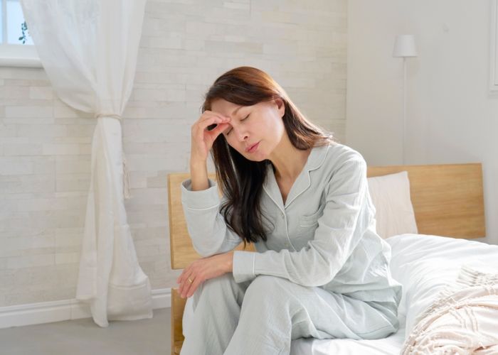 khó khăn của người già khi nằm nệm