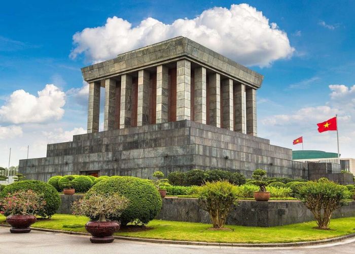 30/4 đi đâu chơi ở hà nội