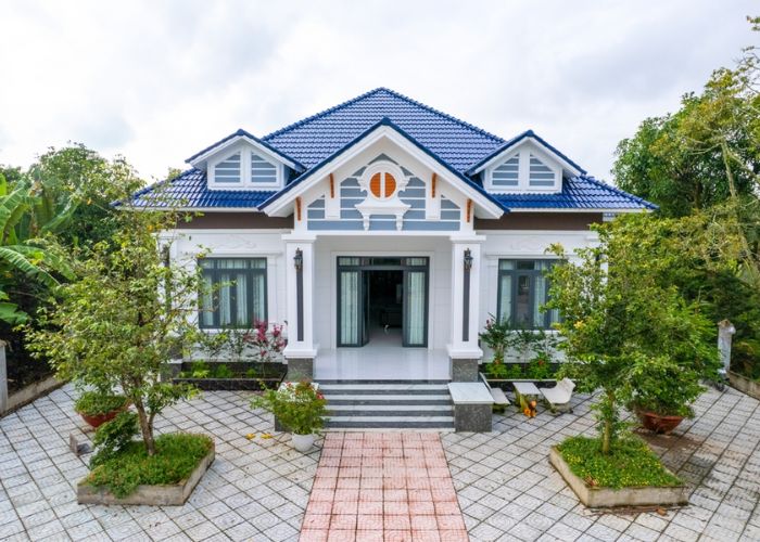 mẫu biệt thự mái thái