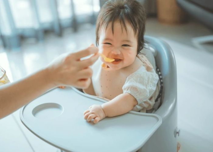 cai sữa cho bé bằng cách nào