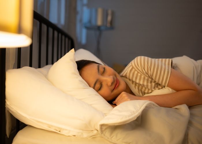 nên thức dậy lúc mấy giờ