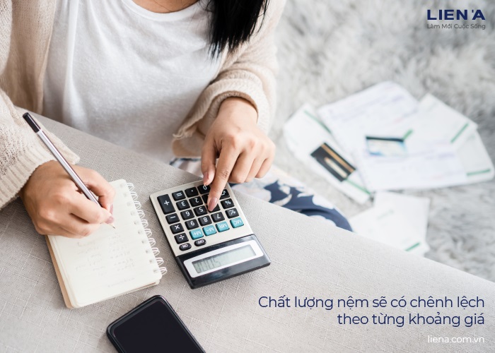 nệm cao su và nệm lò xo cái nào tốt hơn