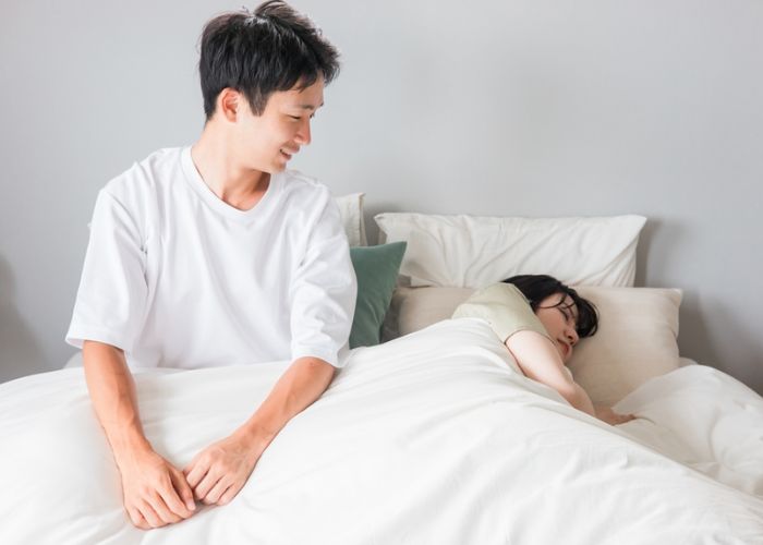 người sợ ngủ một mình nên ngủ cùng người thân