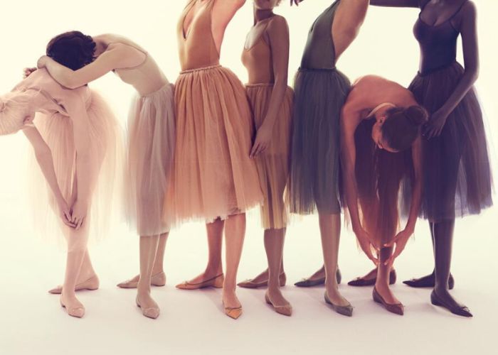 màu nude là màu gì