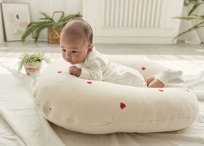 gối chống trào ngược cho bé