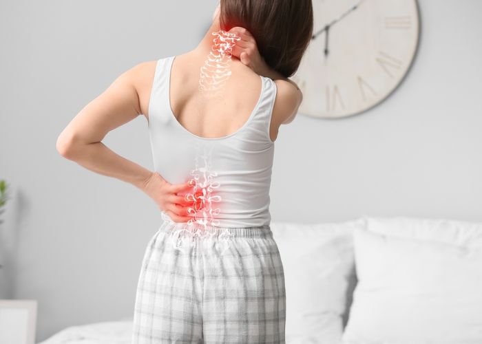thay nệm do nhức mỏi khi ngủ dậy
