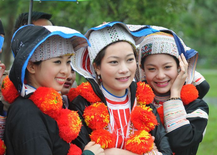 thời trang vải thổ cẩm