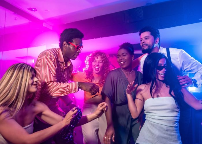 ý nghĩa của màu neon