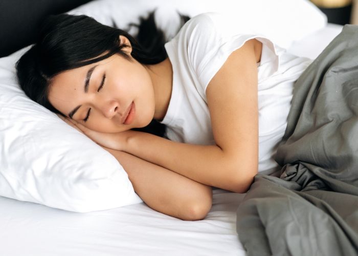 nằm sấp có tốt không