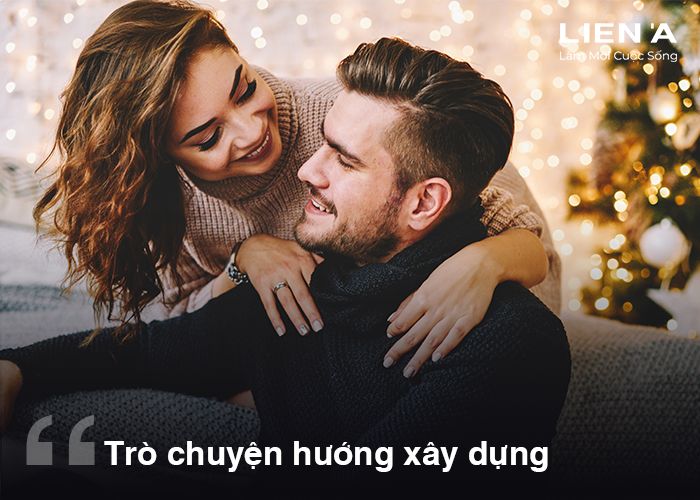 Cặp đôi trò chuyện